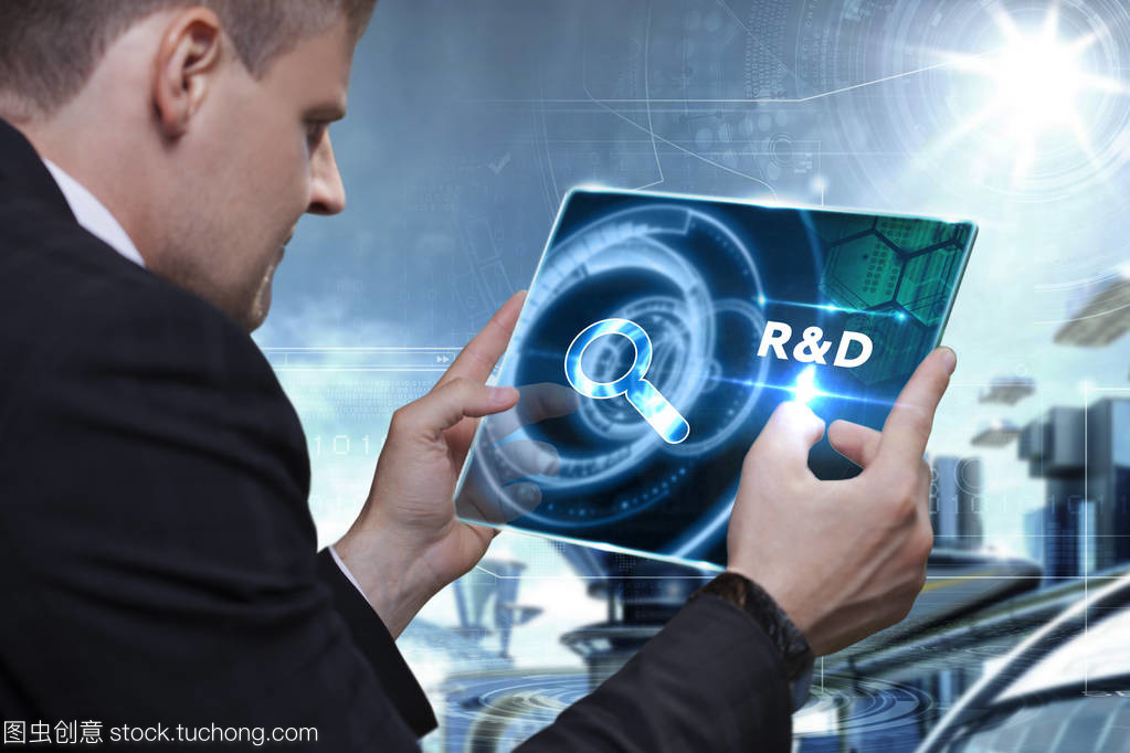 融合業(yè)務(wù)、技術(shù)與互聯(lián)網(wǎng) 企業(yè)家視角下的計(jì)算機(jī)網(wǎng)絡(luò)信息技術(shù)研發(fā)